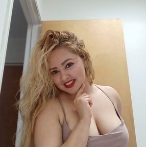 Meet your Posher, Esperanza